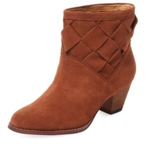Corso como woven ankle booties sixes 6